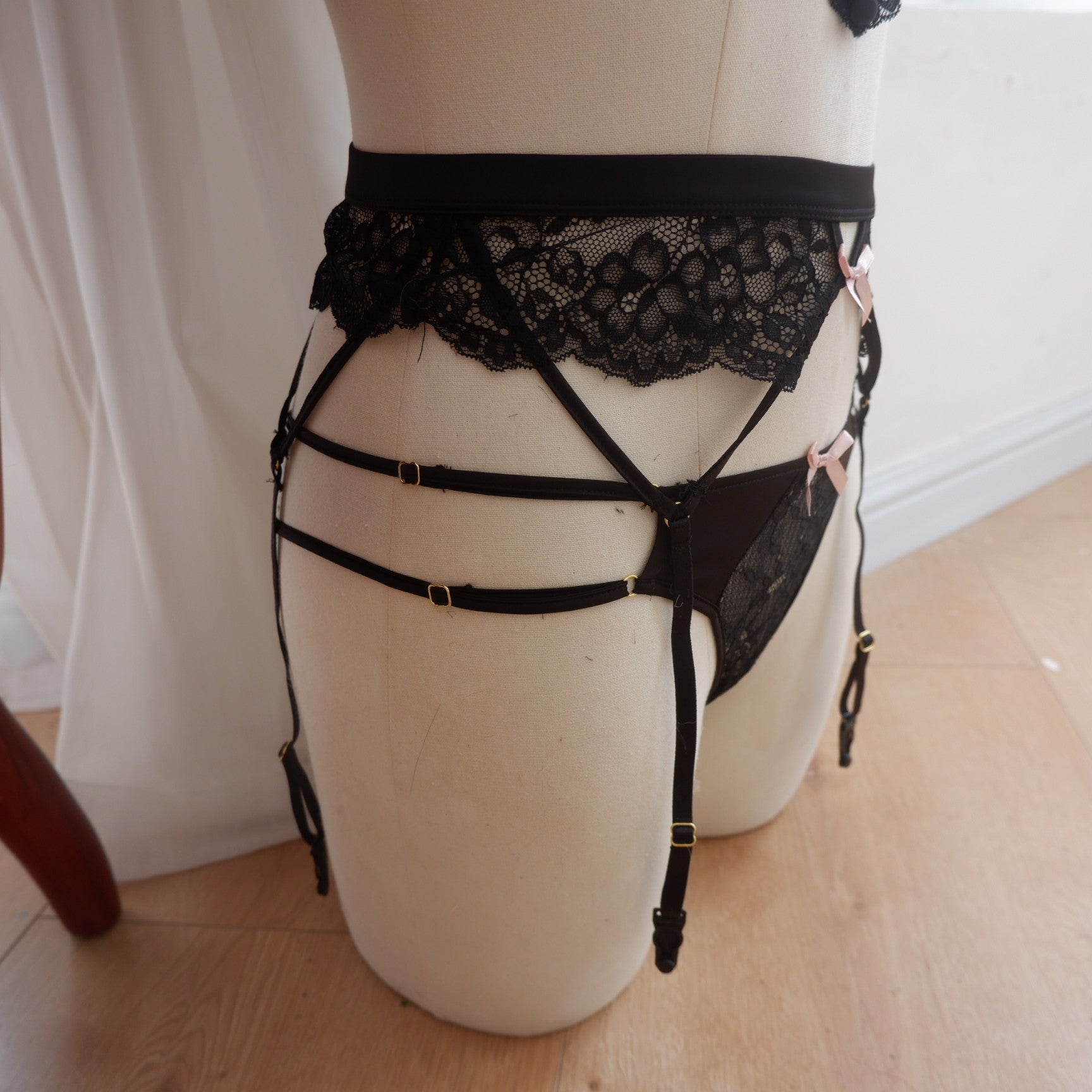 Aella Lingerie Set In Classic Black