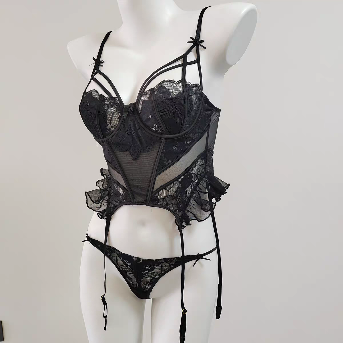 Aine Premium Corset In Black