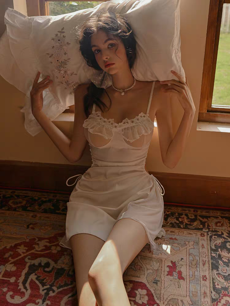 Jade Premium Lingerie Set In White