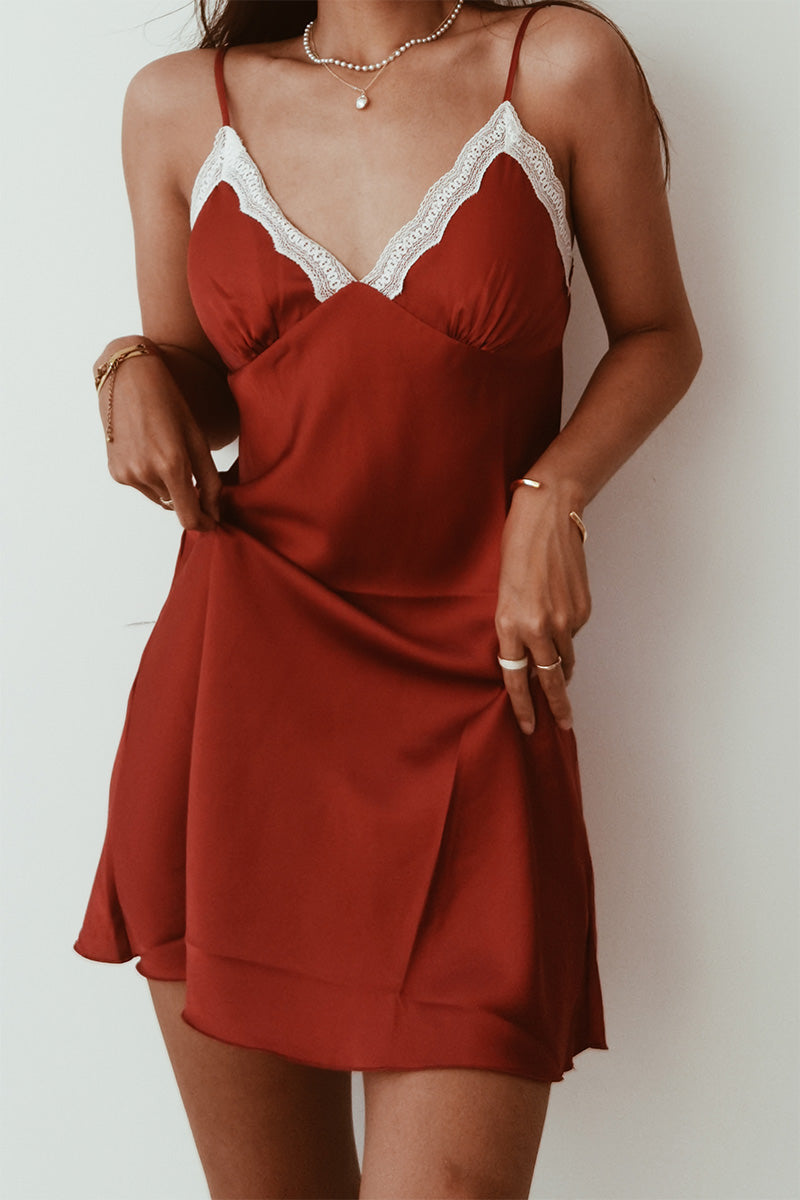 Cleo Nightwear In Red